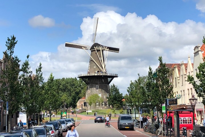 a close up of a busy city street